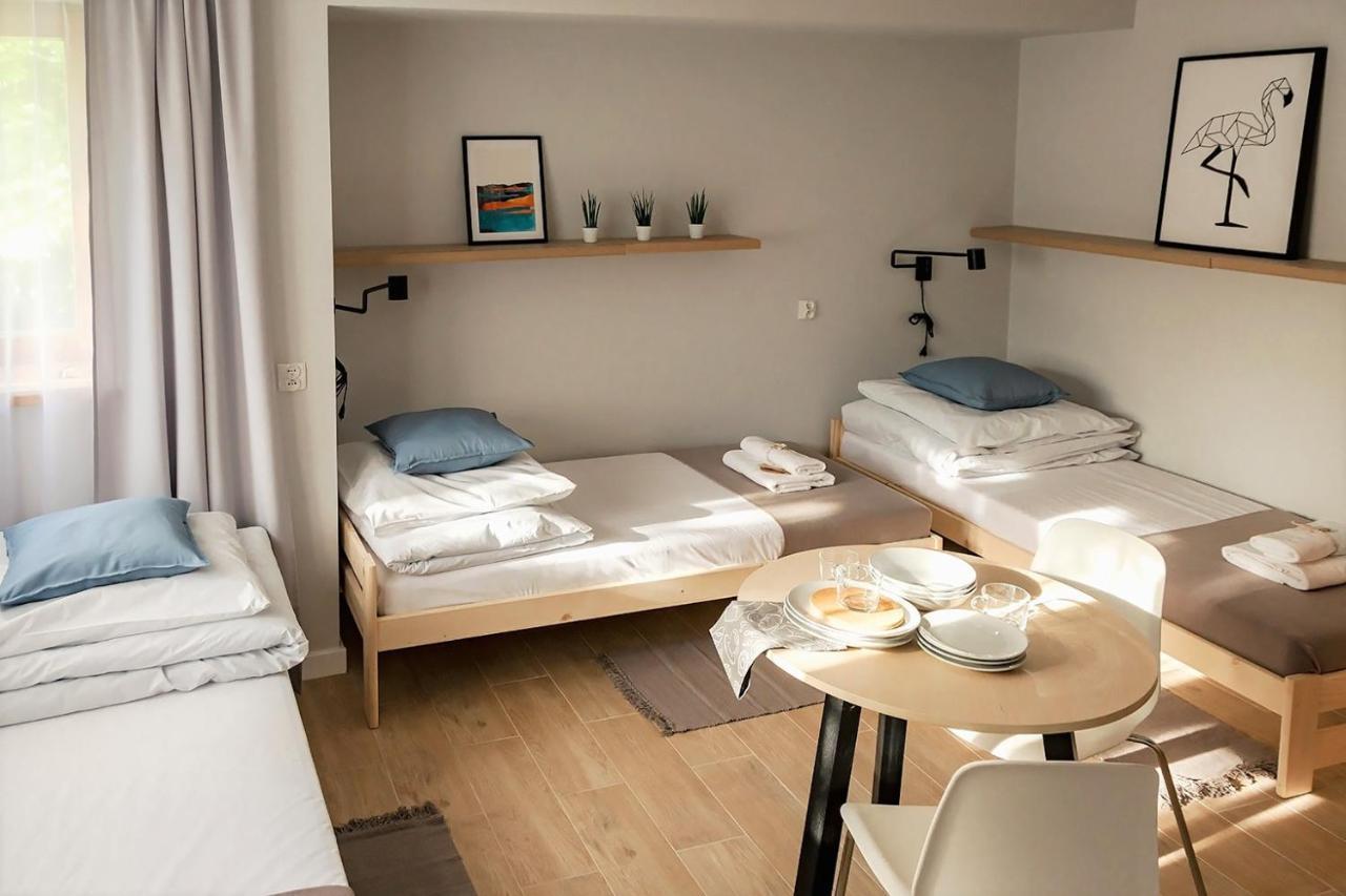 Apart Hostel S8 Blizne Jasinskiego Exteriör bild